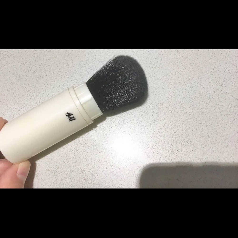 Contour/highlighting brush new